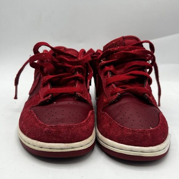 Nike SB Dunk Low Top GS Size 2.5Y Gym Red SkateBoarding Sneakers Shoe 310569605 - Picture 2 of 13